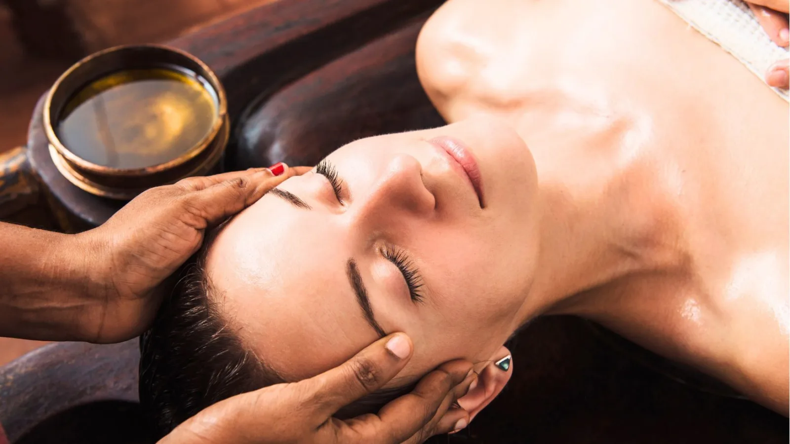 Ayurvedic Indian Oil Massage